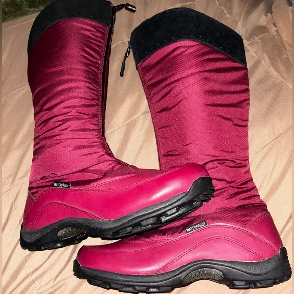 Womens Baffin winter Boots
Size 10 - Picture 6 of 12